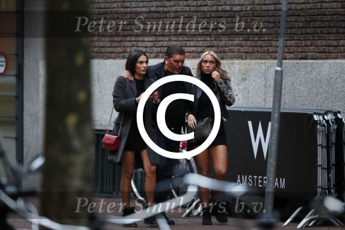 Amsterdam 16 september 2017 
Frank masmeijer gaat hapje eten met zijn twee dochters.