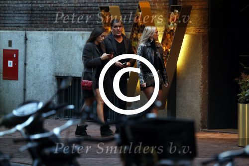 Amsterdam 16 september 2017 
Frank masmeijer gaat hapje eten met zijn twee dochters.