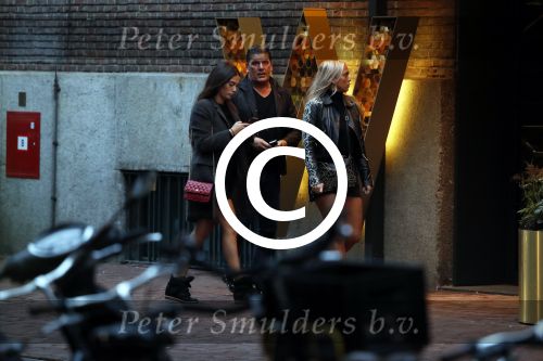 Amsterdam 16 september 2017 
Frank masmeijer gaat hapje eten met zijn twee dochters.