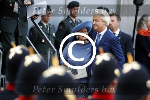 Den Haag 19 september 2017
Geert Wilders met zijn vrouw en beveiliging tijdens prinsjesdag op het binnenhof