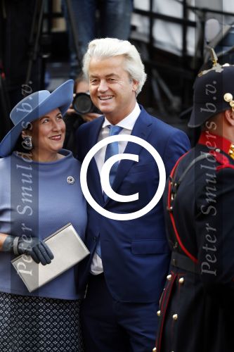 Den Haag 19 september 2017
Geert Wilders met zijn vrouw en beveiliging tijdens prinsjesdag op het binnenhof