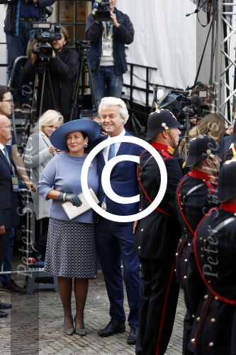 Den Haag 19 september 2017
Geert Wilders met zijn vrouw en beveiliging tijdens prinsjesdag op het binnenhof