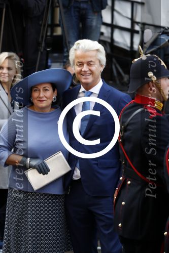 Den Haag 19 september 2017
Geert Wilders met zijn vrouw en beveiliging tijdens prinsjesdag op het binnenhof