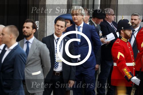 Den Haag 19 september 2017
Geert Wilders met zijn vrouw en beveiliging tijdens prinsjesdag op het binnenhof