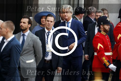 Den Haag 19 september 2017
Geert Wilders met zijn vrouw en beveiliging tijdens prinsjesdag op het binnenhof