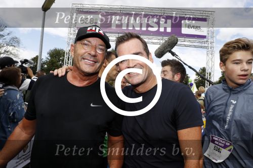 Amsterdam 9 september 2017
Edwin Evers staat op Run van radio 538 bij het Science park. Gerard  Joling