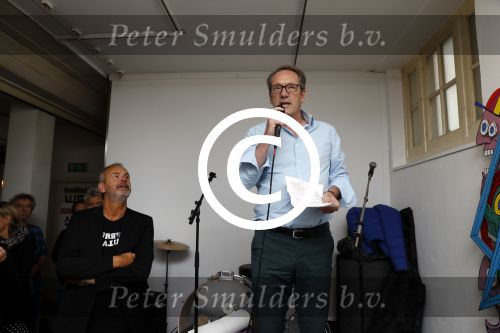 Amsterdam 10 september 2017
Opening expositie Bob Fosko en Bert Kuizenga.n Gijs Scholten v Aschat opent hem