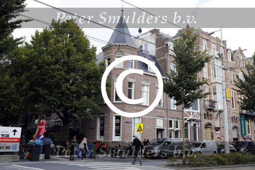 Amsterdam 12 september 2017
Gordon woont nu schuin boven zijn zaak blushing in amsterdam