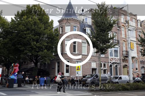 Amsterdam 12 september 2017
Gordon woont nu schuin boven zijn zaak blushing in amsterdam