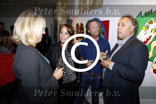 Amsterdam 10 september 2017
Opening expositie Bob Fosko en Bert Kuizenga.n Gijs Scholten van Aschat opent hem. Guido den Aantrekker met zijn vrouw Tiffany en Aad en Dorien Ouborg