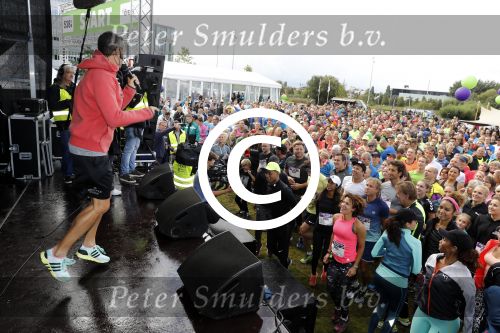 Amsterdam 9 september 2017
Edwin Evers staat op Run van radio 538 bij het Science park. Guy v d Reijden doet de warming up