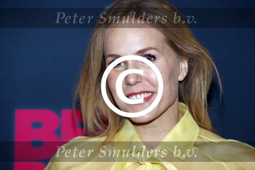 Amsterdam 11 september 2017
Premiere Bella Donna\'s in pathe arena. Hadewych Minis met man