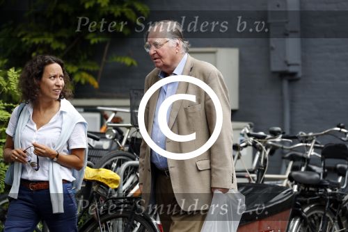Amsterdam 22 juli 2017  
Huub Osterhuis op de cornelis schuytstraat
