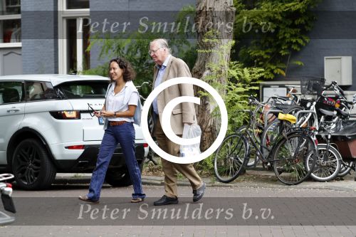 Amsterdam 22 juli 2017  
Huub Osterhuis op de cornelis schuytstraat