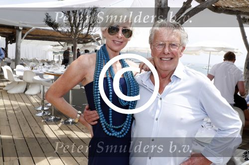 Saint Tropez 3 augustus 2017
Jan des Bouvrie viert zijn 75e verjaardag met familie en vrienden bij Tropezina. Jan met zijn vrouw Monique