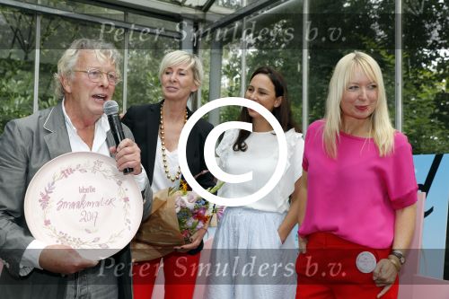Amsterdam Driemond 4 september 2017
Smaakmakers 2017 gekozen door libelle. Jan en Monique des Bouvrie