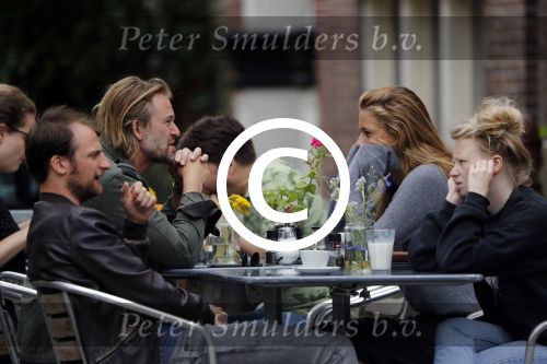 Amsterdam 11 juli 2017 
Jasper Krabbe met zijn nieuwe vriendin ANNEMARIEKE VAN DRIMMELEN