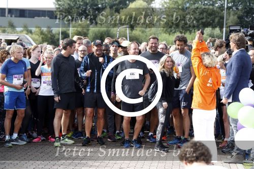 Amsterdam 9 september 2017
Edwin Evers staat op Run van radio 538 bij het Science park. Gerard Joling met Jeroen v d Boom en Fatima Moreiro de Melo