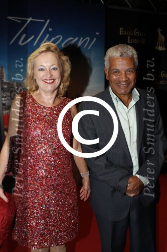 Utrecht 20 september 2017
Premiere Tulipani van Mike van Diem tijdens de filmdagen Utrecht. Jet Bussemaker echtgenoot Garth Sylbing