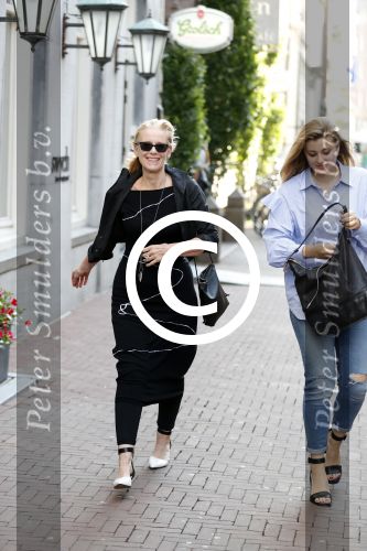 Amsterdam 6 juli 2017 
Presentatie blad GTST Goede tijden slechte tijden in NH Hotel. Jette v d Meij
