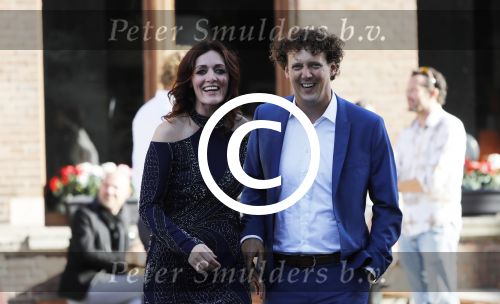 Leiden 2 juli 2017 
Jochem Myjer en zijn vriendin Marloes Novan vieren de 40e verjaardag van Jochem met familie en vrienden.