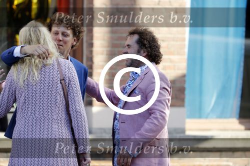 Leiden 2 juli 2017 
Jochem Myjer en zijn vriendin Marloes Novan vieren de 40e verjaardag van Jochem met familie en vrienden.