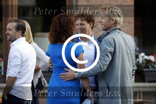 Leiden 2 juli 2017 
Jochem Myjer en zijn vriendin Marloes Novan vieren de 40e verjaardag van Jochem met familie en vrienden.