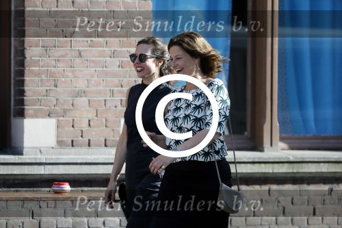 Leiden 2 juli 2017 
Jochem Myjer en zijn vriendin Marloes Novan vieren de 40e verjaardag van Jochem met familie en vrienden.