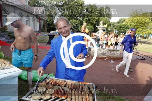 Eindhoevn 7 juli 2017
Clipopnames bij Johan Vlemmix in de tuin en een binnen kijken bij in zijn huis.