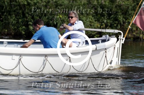 Amsterdam / Ouderkerk aan de Amstel 21 juli 2017
Jort Kelder en Mark Rutte varen met sloep/boot van Jort over de Amstel.