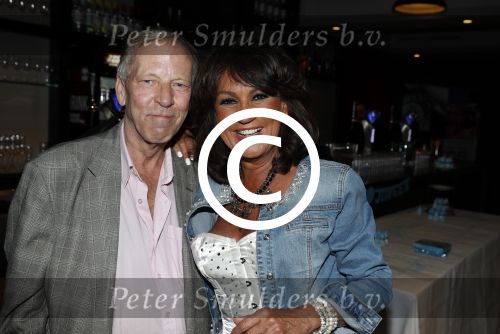 Best 9 juli 2017
40 jaar Luv met Marga Scheide Ria Thielsch en Jose Hoebee . Het feest werd gevierd bij Quattre Bras
