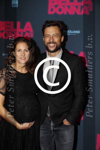 Amsterdam 11 september 2017
Premiere Bella Donna\'s in pathe arena. Kaja Wolfers met zwangere vriendin