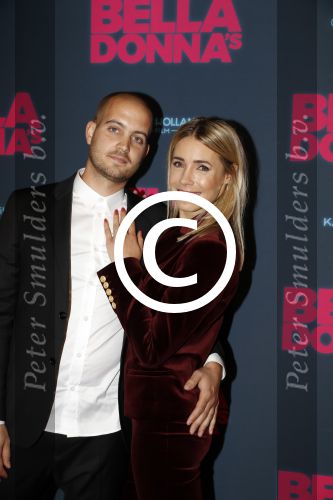 Amsterdam 11 september 2017
Premiere Bella Donna\'s in pathe arena. Kiki v Deursen met vriend