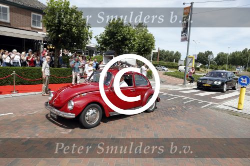 Best 9 juli 2017
40 jaar Luv met Marga Scheide Ria Thielsch en Jose Hoebee . Het feest werd gevierd bij Quattre Bras
