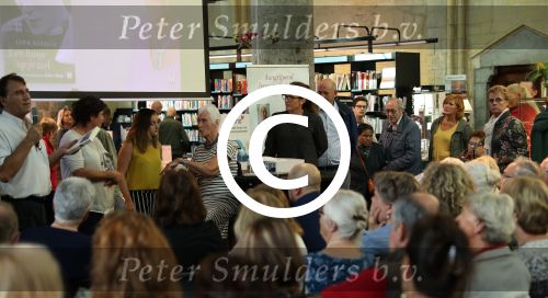 Maastricht, 9 September 2017
Uitreiking boek van Loek Kessels (Schrijf het maar aan Mona, in het weekblad Story) met de titel \