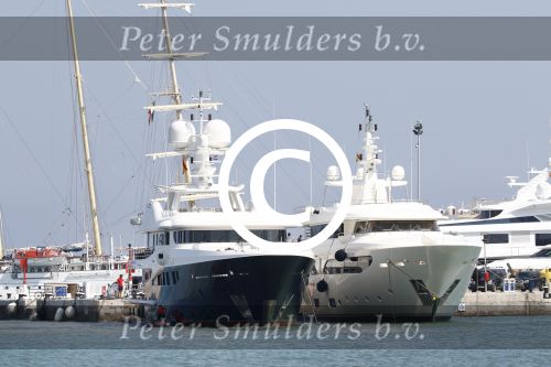 ibiza 27 juli 2015
Het yacht / boot van Marcel Boekhoorn de deniki ( vernoemd naar zijn dochters Denise Nicole en Kim) in de haven van ibiza