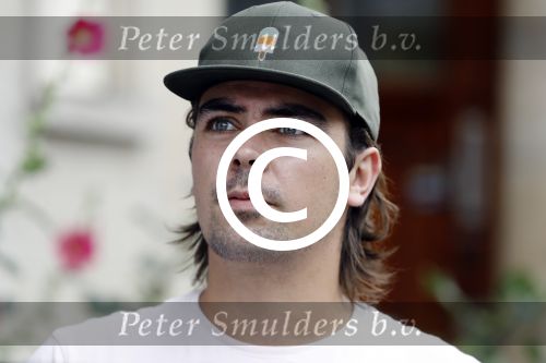 Amsterdam 15 juli 2017
Frits Huffnagel viert zijn 50e verjaardag. Margriet Zegers met zoon