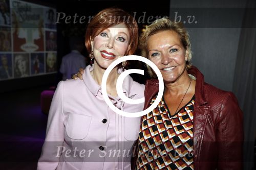 Utrecht 8 september 2017
Tineke Schouten 35 jaar in het vak. Mariska v Kolck met Marijke Helwegen