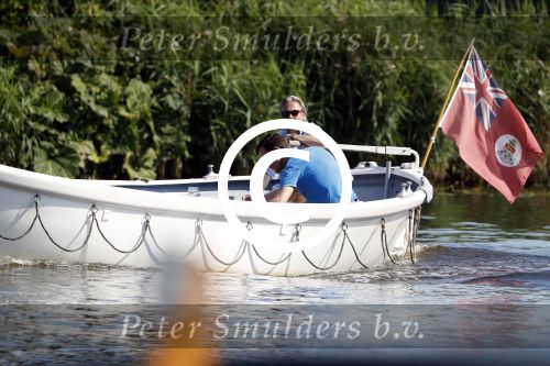 Amsterdam / Ouderkerk aan de Amstel 21 juli 2017
Jort Kelder en Mark Rutte varen met sloep/boot van Jort over de Amstel.