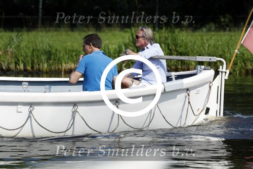 Amsterdam / Ouderkerk aan de Amstel 21 juli 2017
Jort Kelder en Mark Rutte varen met sloep/boot van Jort over de Amstel.