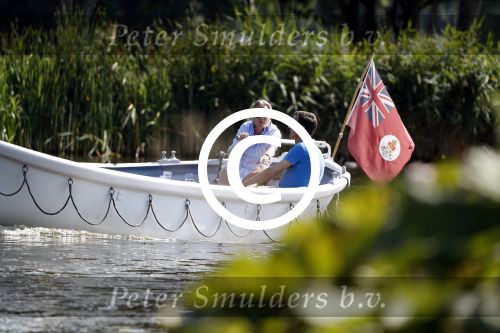 Amsterdam / Ouderkerk aan de Amstel 21 juli 2017
Jort Kelder en Mark Rutte varen met sloep/boot van Jort over de Amstel.