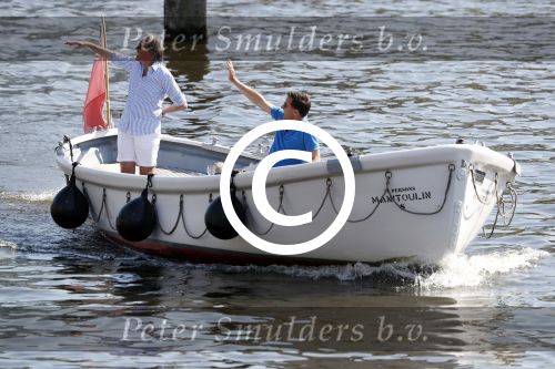 Amsterdam / Ouderkerk aan de Amstel 21 juli 2017
Jort Kelder en Mark Rutte varen met sloep/boot van Jort over de Amstel.