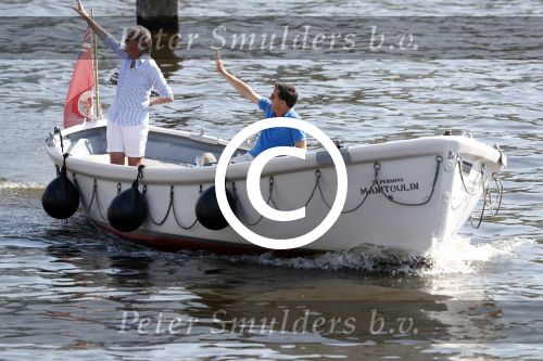 Amsterdam / Ouderkerk aan de Amstel 21 juli 2017
Jort Kelder en Mark Rutte varen met sloep/boot van Jort over de Amstel.