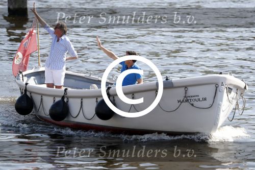 Amsterdam / Ouderkerk aan de Amstel 21 juli 2017
Jort Kelder en Mark Rutte varen met sloep/boot van Jort over de Amstel.
