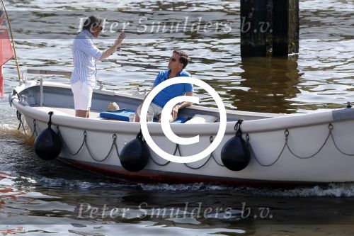 Amsterdam / Ouderkerk aan de Amstel 21 juli 2017
Jort Kelder en Mark Rutte varen met sloep/boot van Jort over de Amstel.