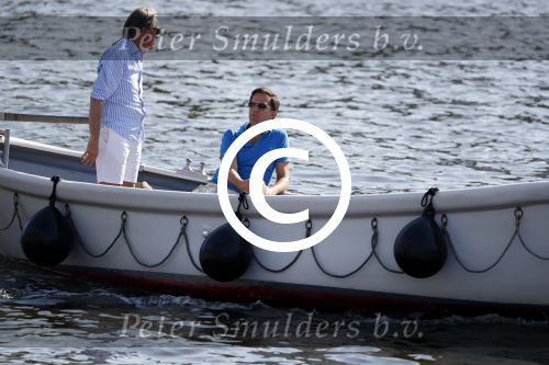 Amsterdam / Ouderkerk aan de Amstel 21 juli 2017
Jort Kelder en Mark Rutte varen met sloep/boot van Jort over de Amstel.