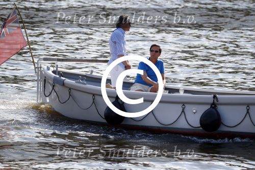 Amsterdam / Ouderkerk aan de Amstel 21 juli 2017
Jort Kelder en Mark Rutte varen met sloep/boot van Jort over de Amstel.