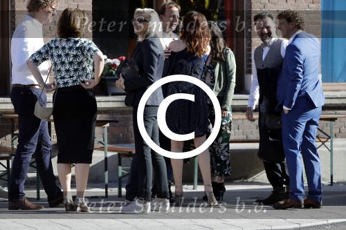 Leiden 2 juli 2017 
Jochem Myjer en zijn vriendin Marloes Novan vieren de 40e verjaardag van Jochem met familie en vrienden.