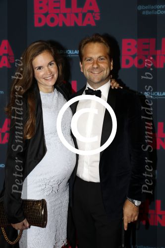Amsterdam 11 september 2017
Premiere Bella Donna\'s in pathe arena. een zwangere Marly v d Velden met partner