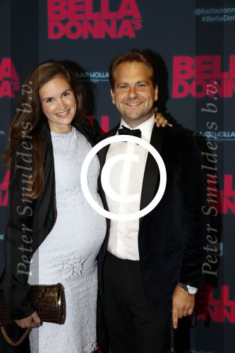 Amsterdam 11 september 2017
Premiere Bella Donna\'s in pathe arena. een zwangere Marly v d Velden met partner
